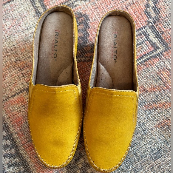 RIALTO Comfort Vette Women's Size 9.5 Amber Yellow Mule Slide - Picture 3 of 6